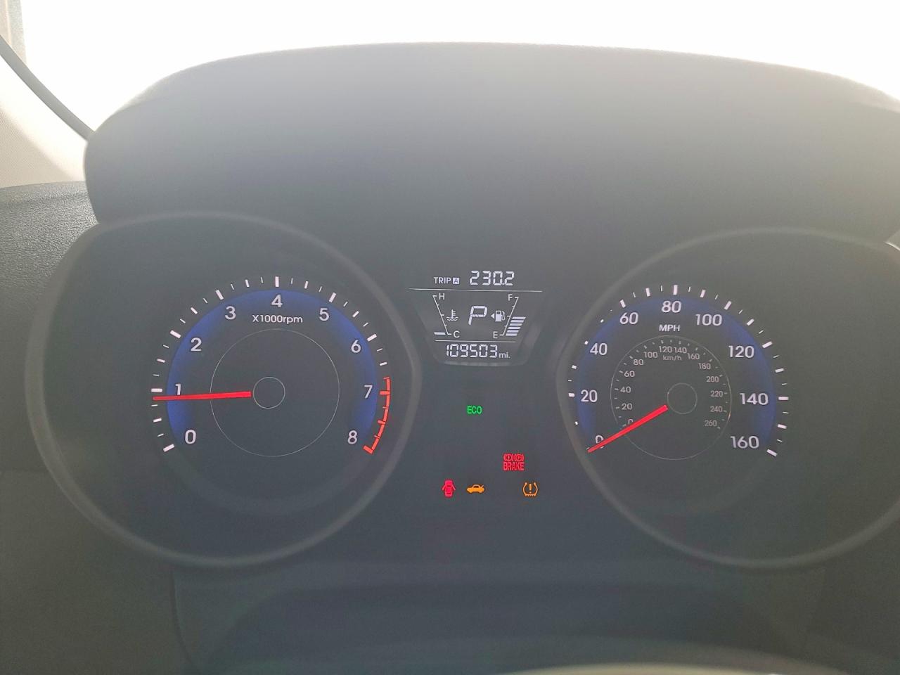 2014 HYUNDAI ELANTRA SE photo 9