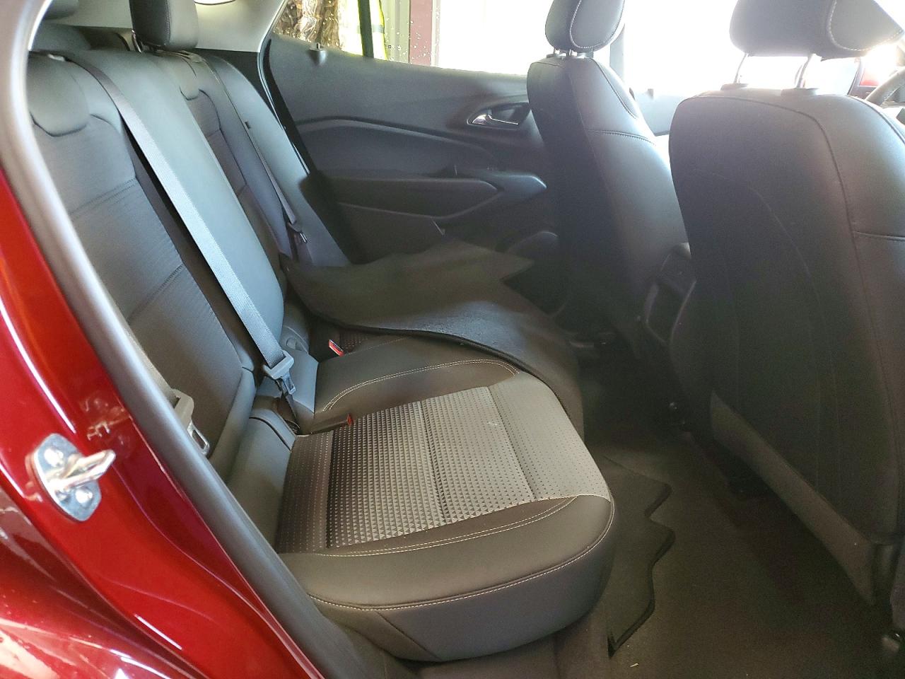 2025 CHEVROLET TRAX 1LT photo 31