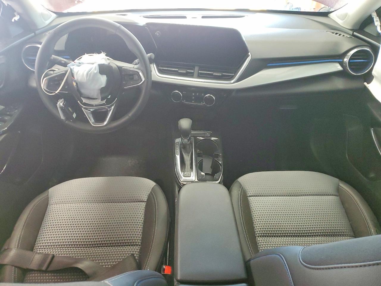 2025 CHEVROLET TRAX 1LT photo 22