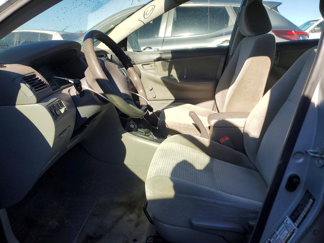 2005 TOYOTA COROLLA CE photo 7
