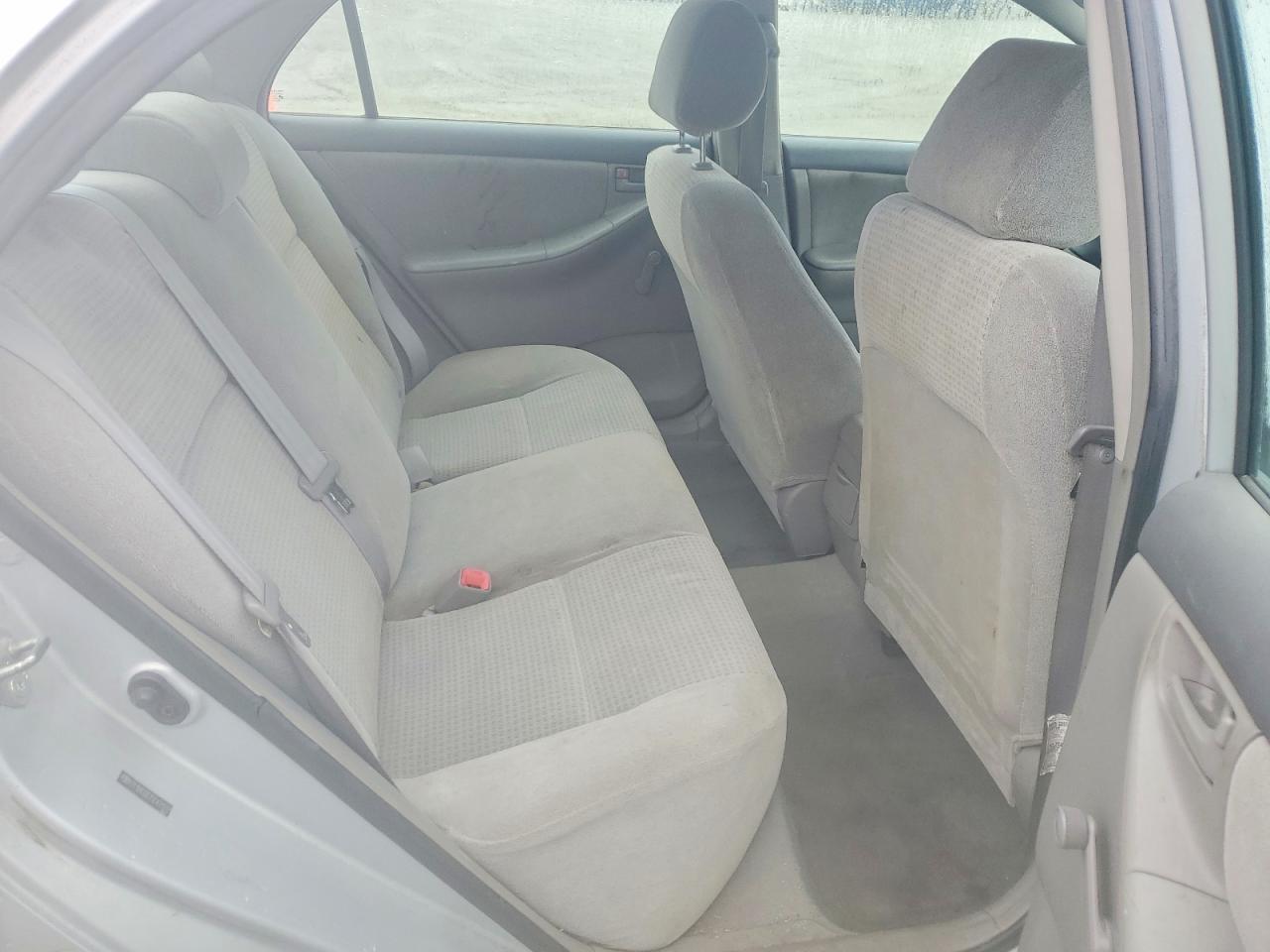2005 TOYOTA COROLLA CE photo 10