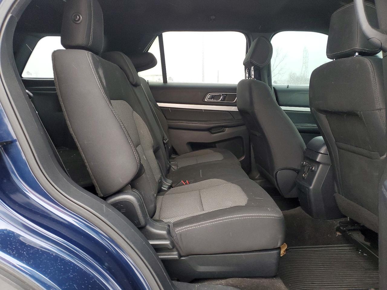 2016 FORD EXPLORER XLT photo 11