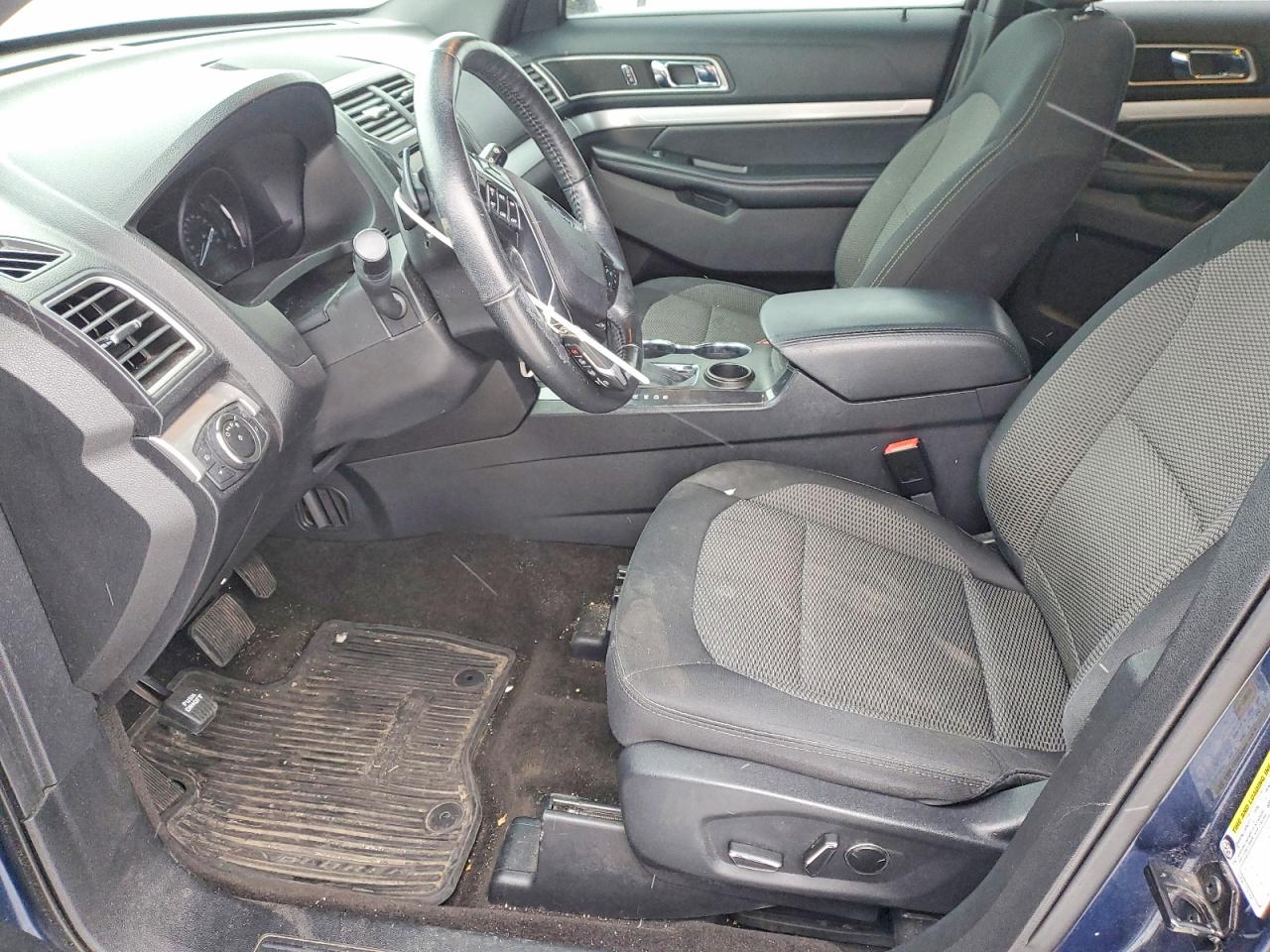 2016 FORD EXPLORER XLT photo 7