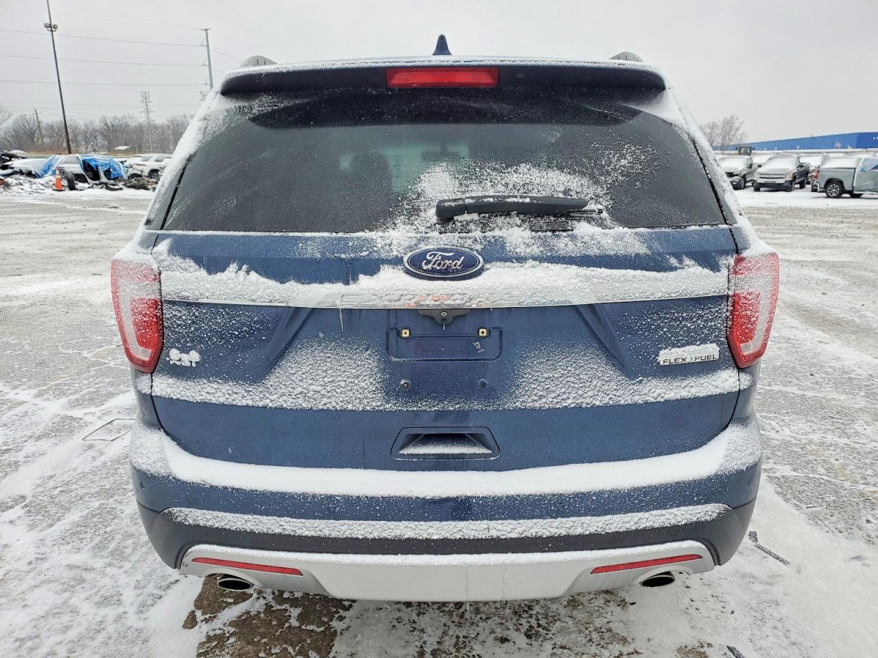 2016 FORD EXPLORER XLT photo 6