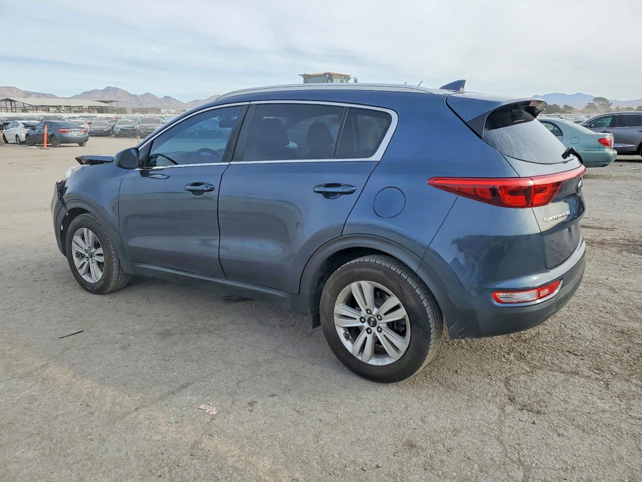 2017 KIA SPORTAGE LX photo 2