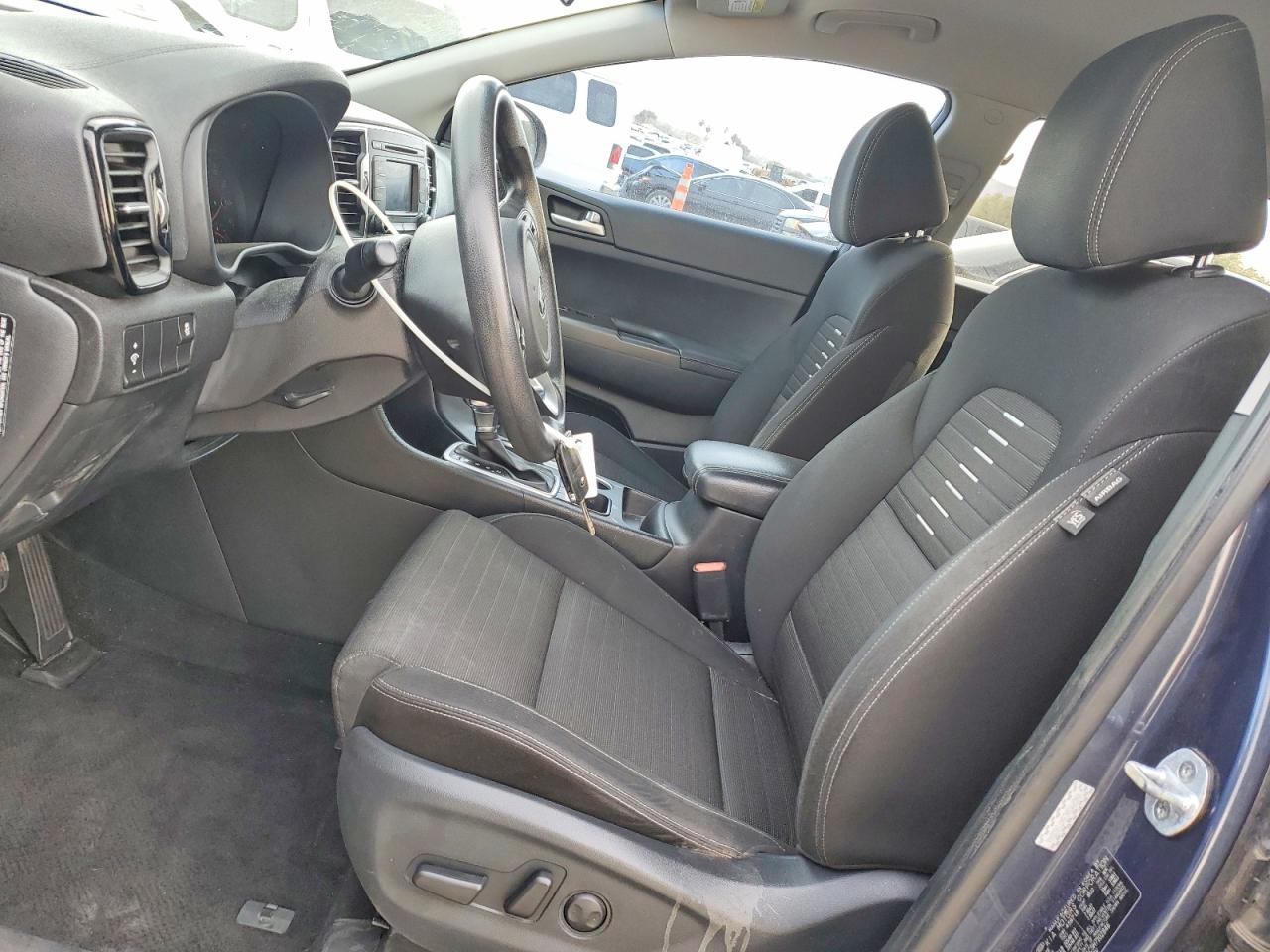 2017 KIA SPORTAGE LX photo 7