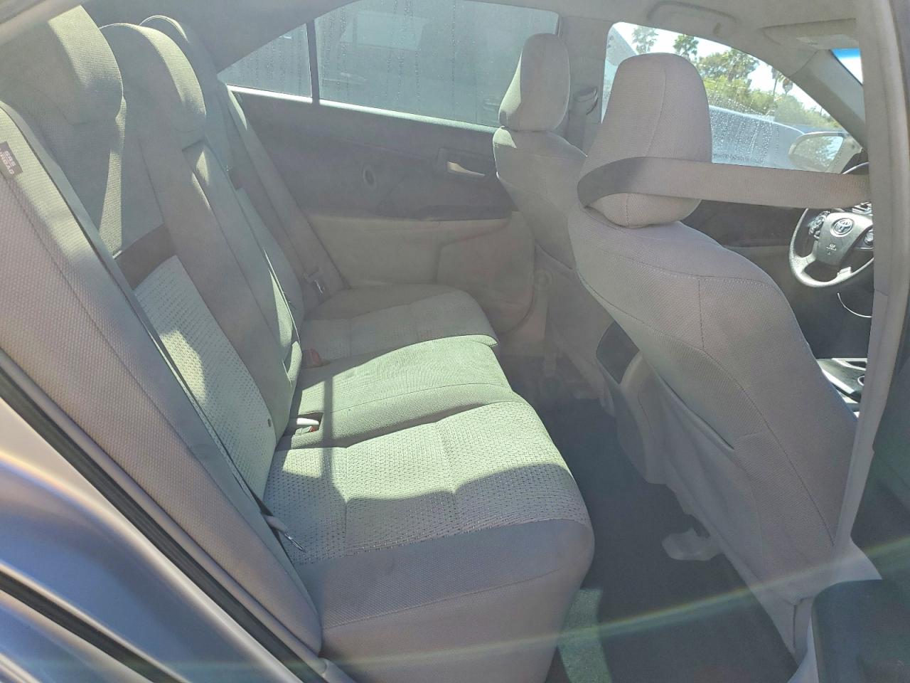 2013 TOYOTA CAMRY L photo 10