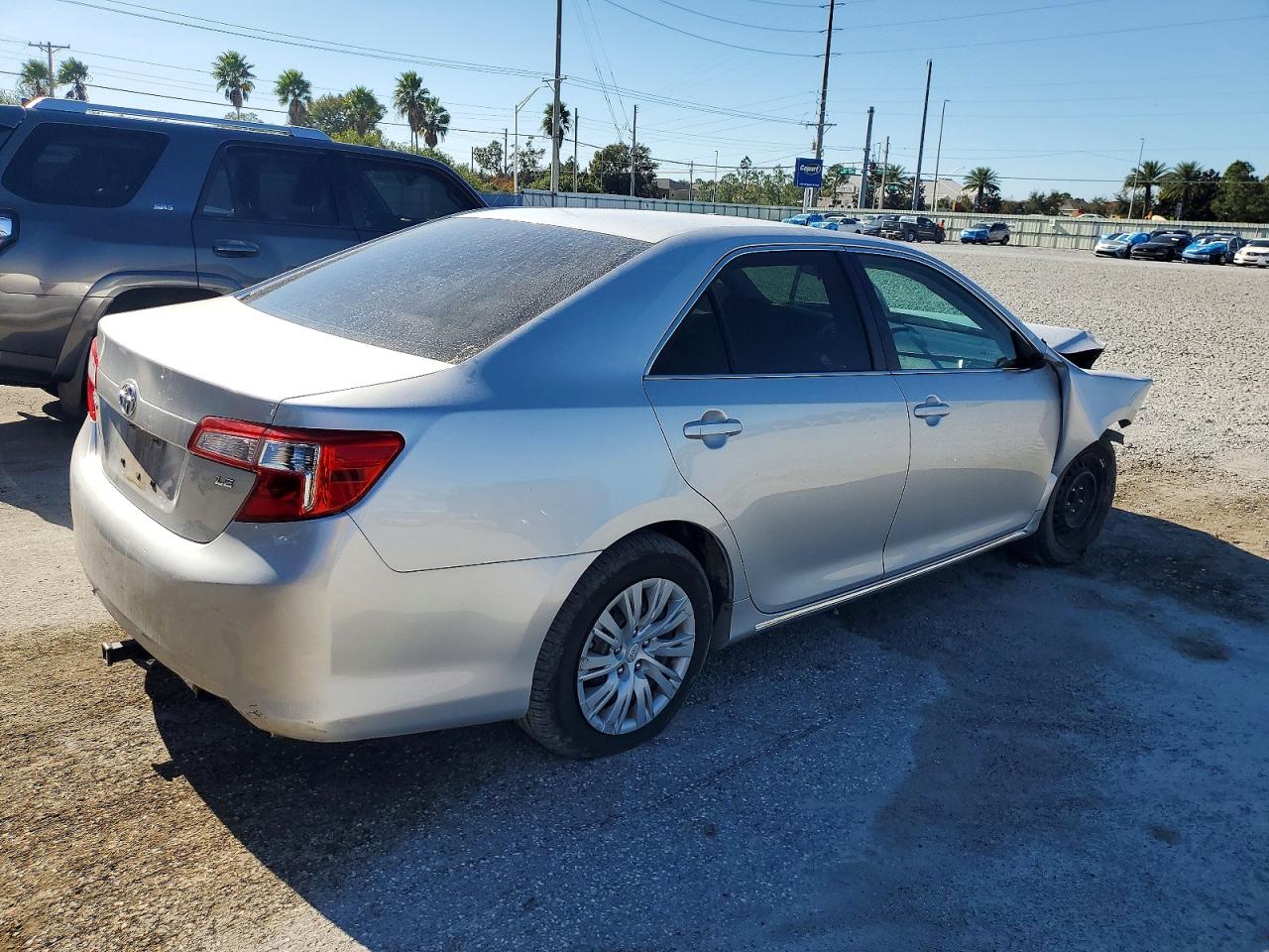 2013 TOYOTA CAMRY L photo 3