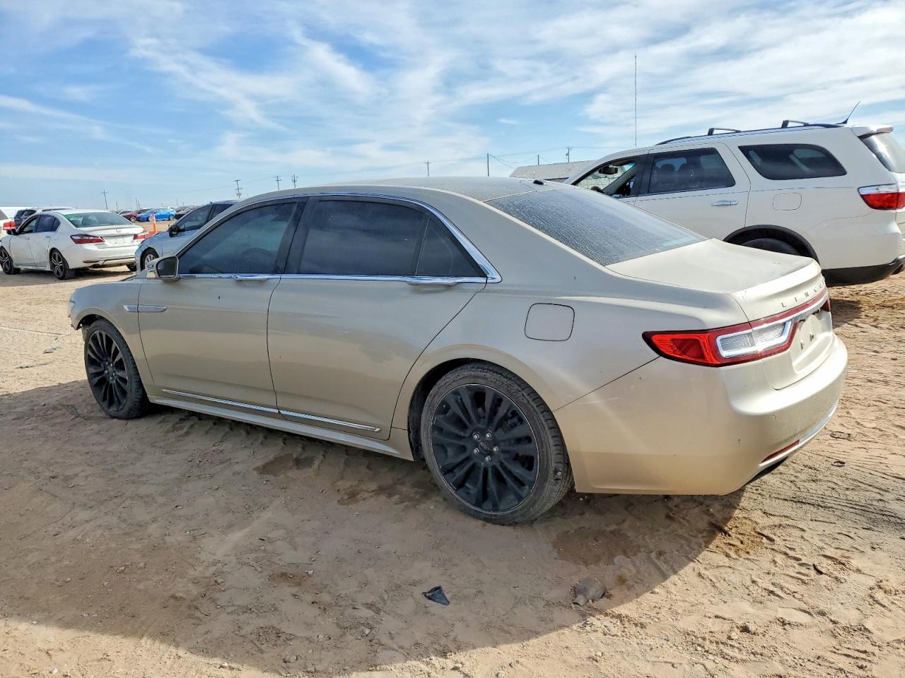 2017 LINCOLN CONTINENTAL SELECT photo 2