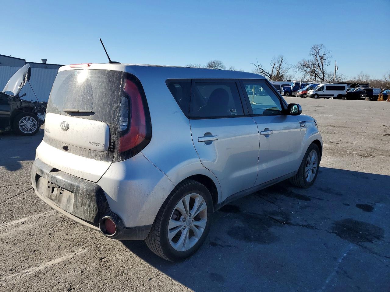 2016 KIA SOUL + photo 5