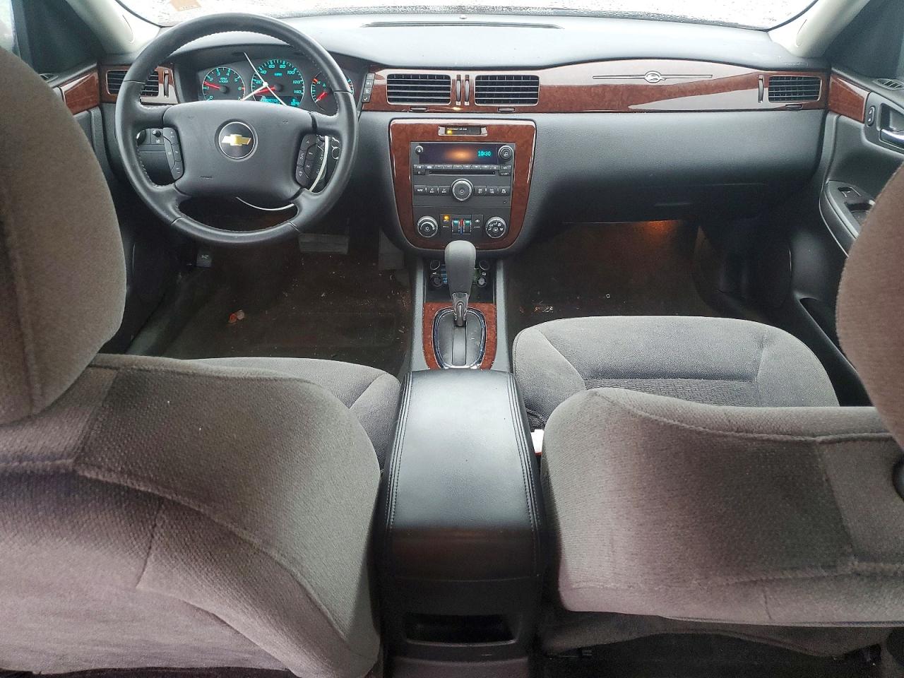 2011 CHEVROLET IMPALA LT photo 8
