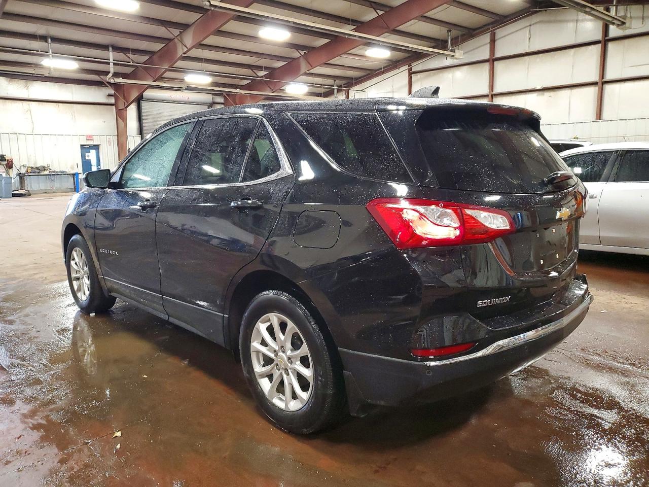 2020 CHEVROLET EQUINOX LT photo 2