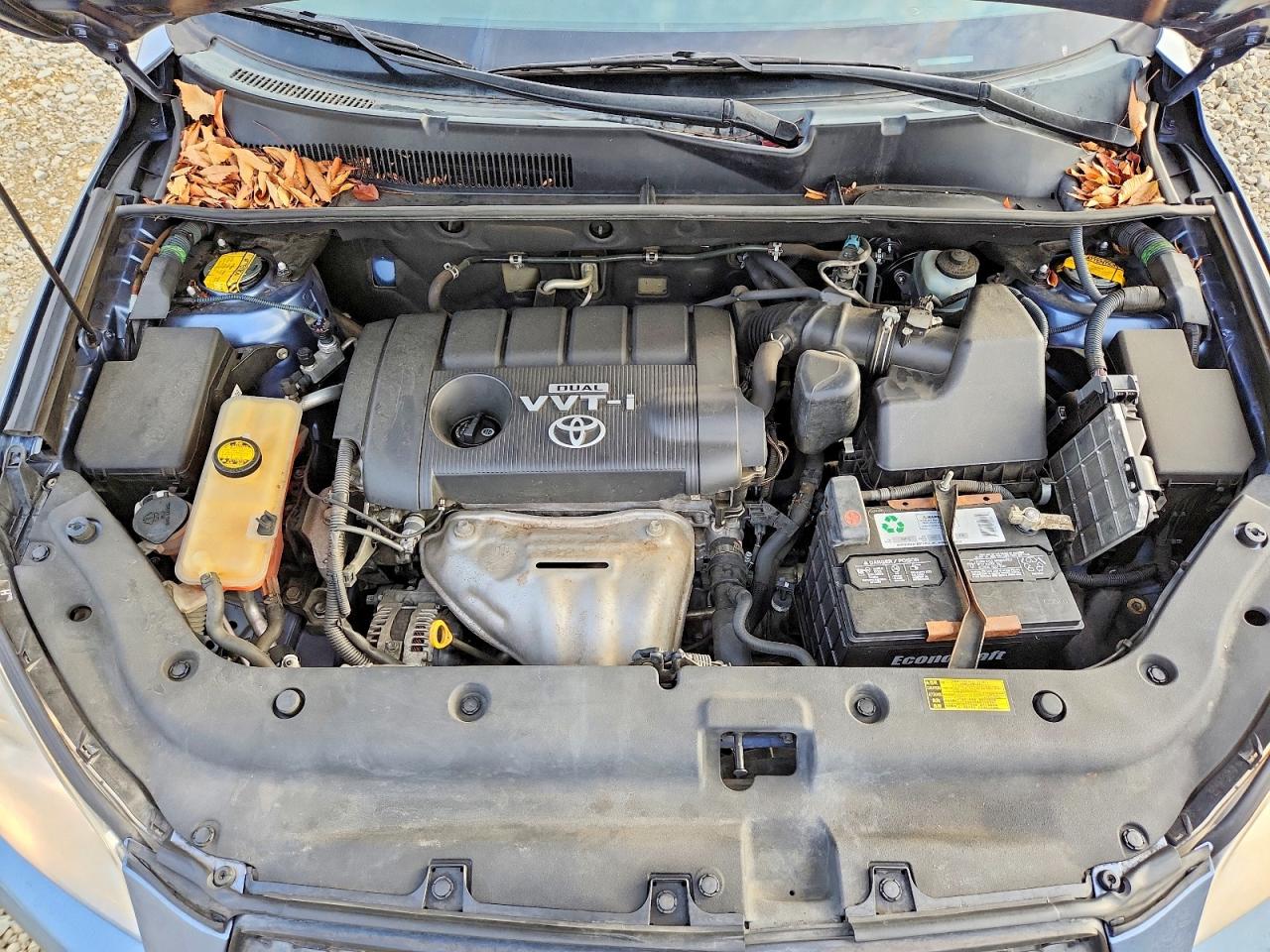 2011 TOYOTA RAV4 photo 12