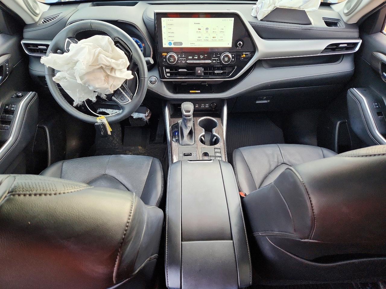 2023 TOYOTA HIGHLANDER HYBRID LIMITED photo 8