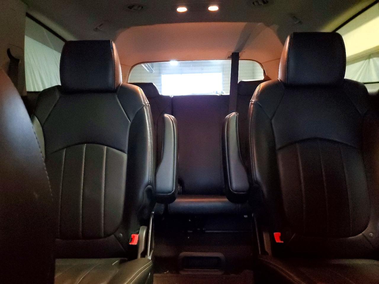 2016 BUICK ENCLAVE photo 10