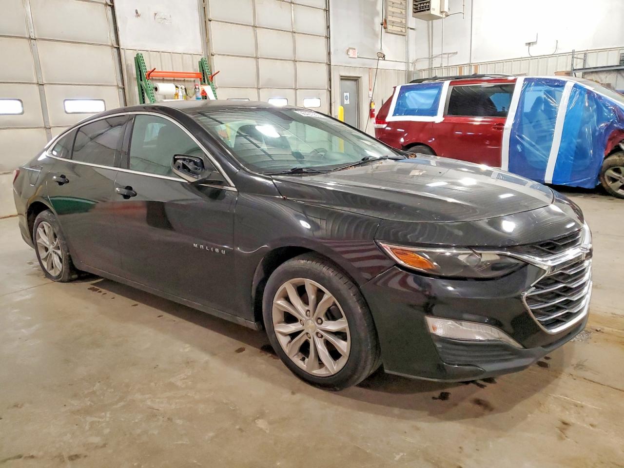2020 CHEVROLET MALIBU LT photo 4