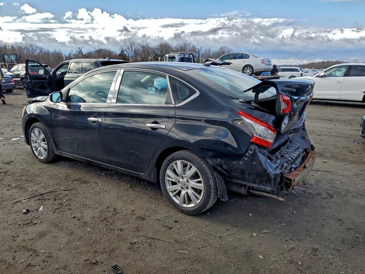 2013 NISSAN SENTRA S photo 2