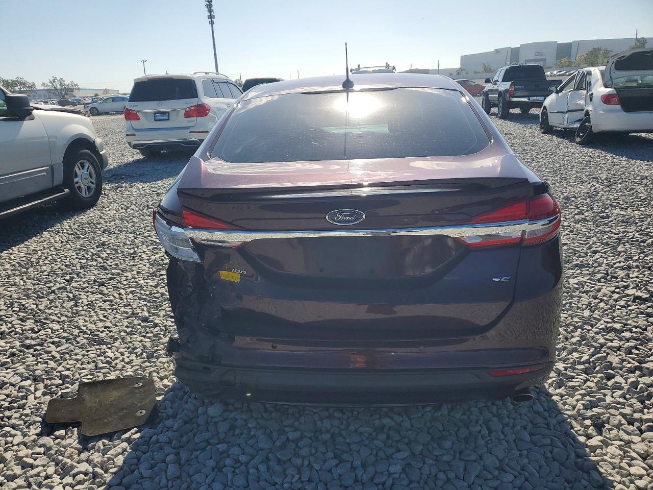 2017 FORD FUSION SE photo 16