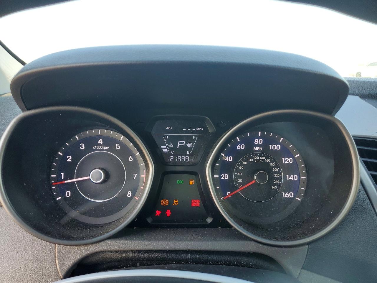 2014 HYUNDAI ELANTRA SE photo 9