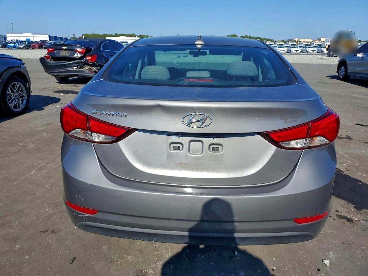 2014 HYUNDAI ELANTRA SE photo 6