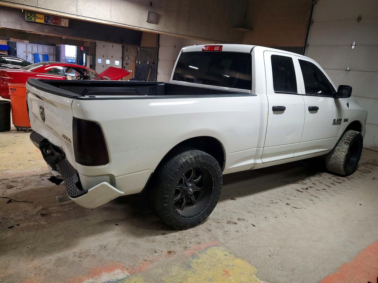 2018 RAM 1500 ST photo 3