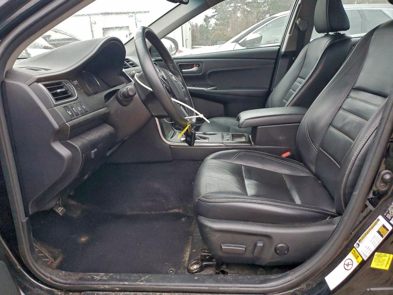 2017 TOYOTA CAMRY HYBRID photo 7