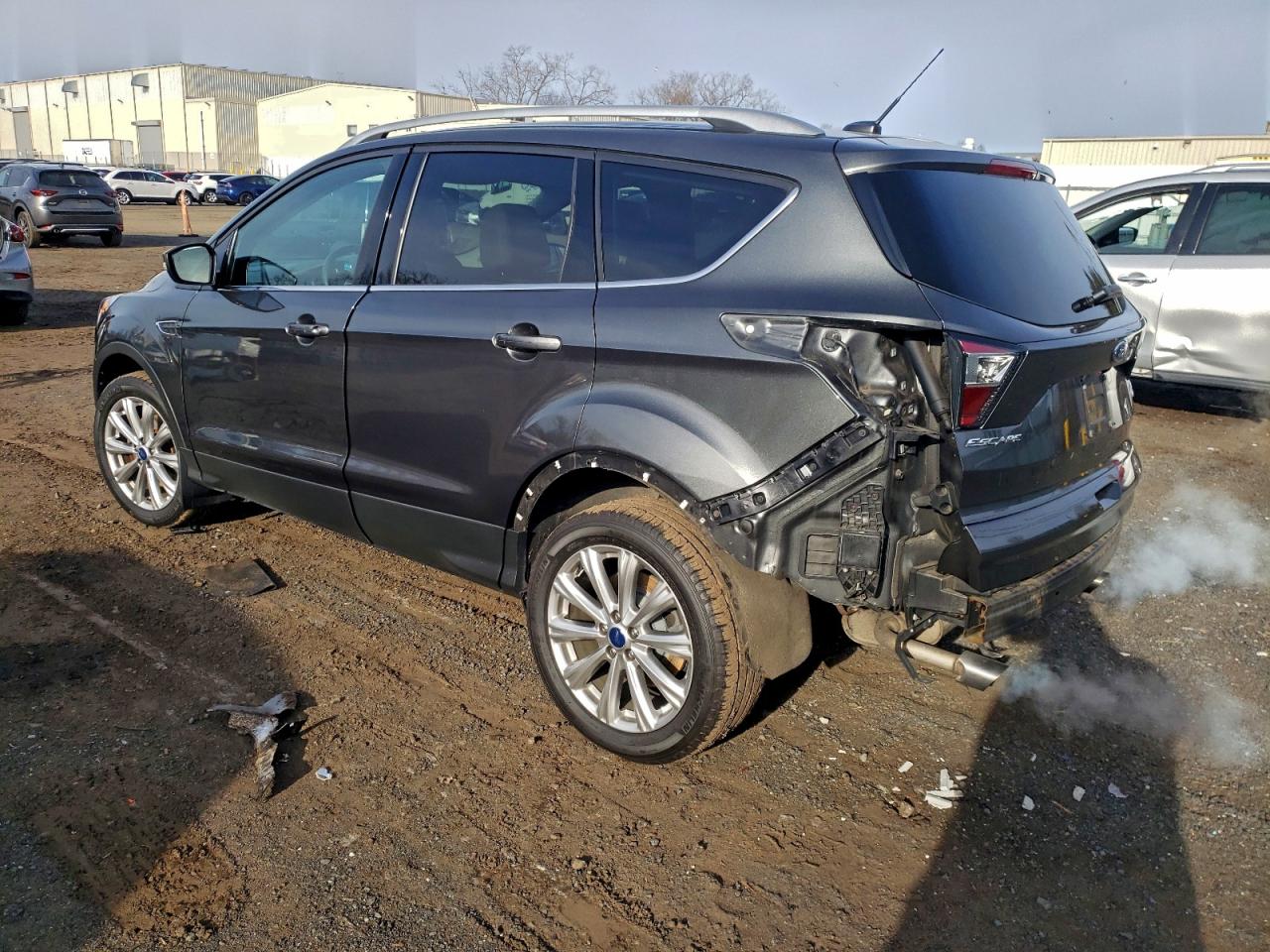 2017 FORD ESCAPE TITANIUM photo 2