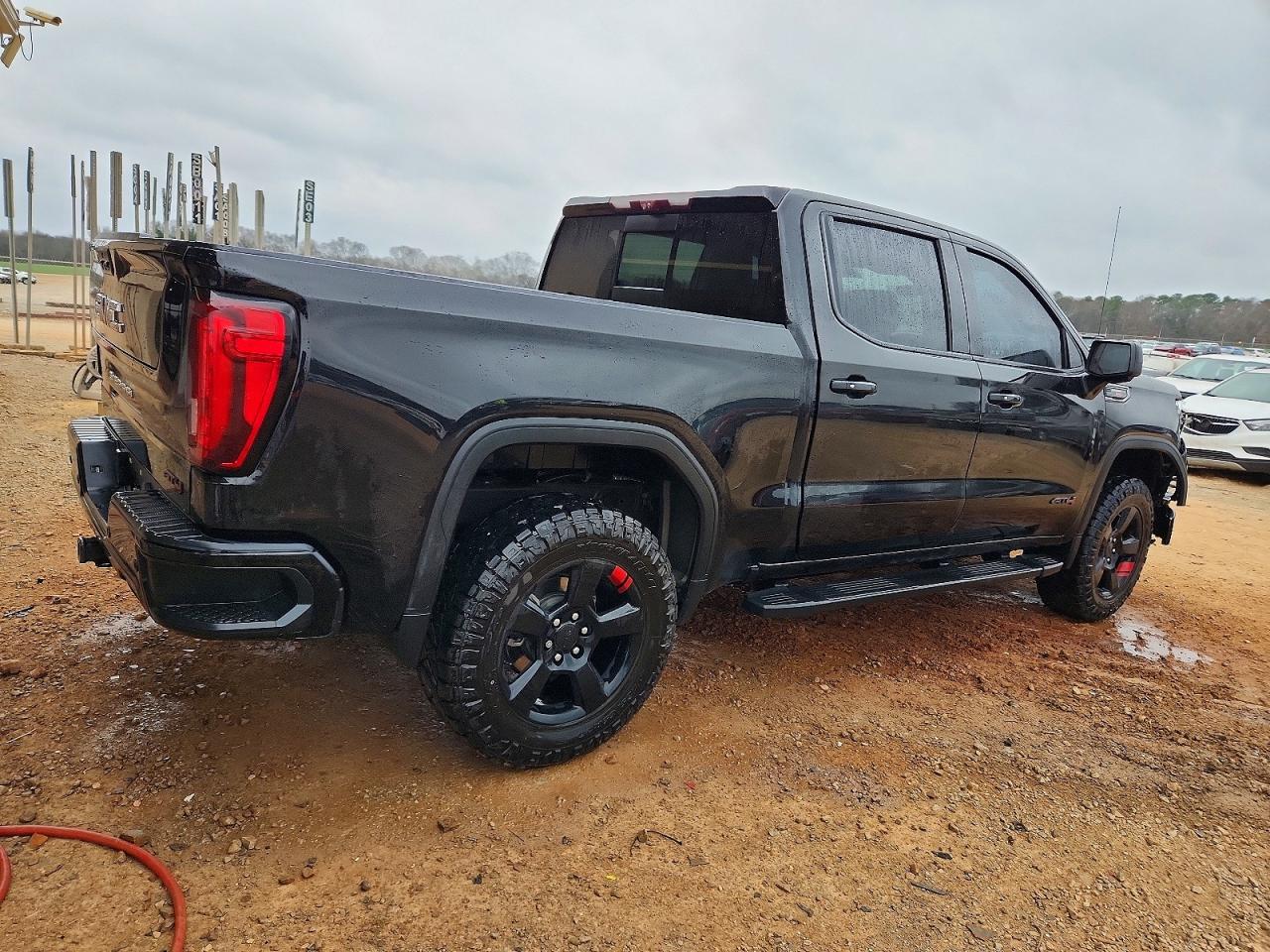 2020 GMC SIERRA K1500 AT4 photo 3