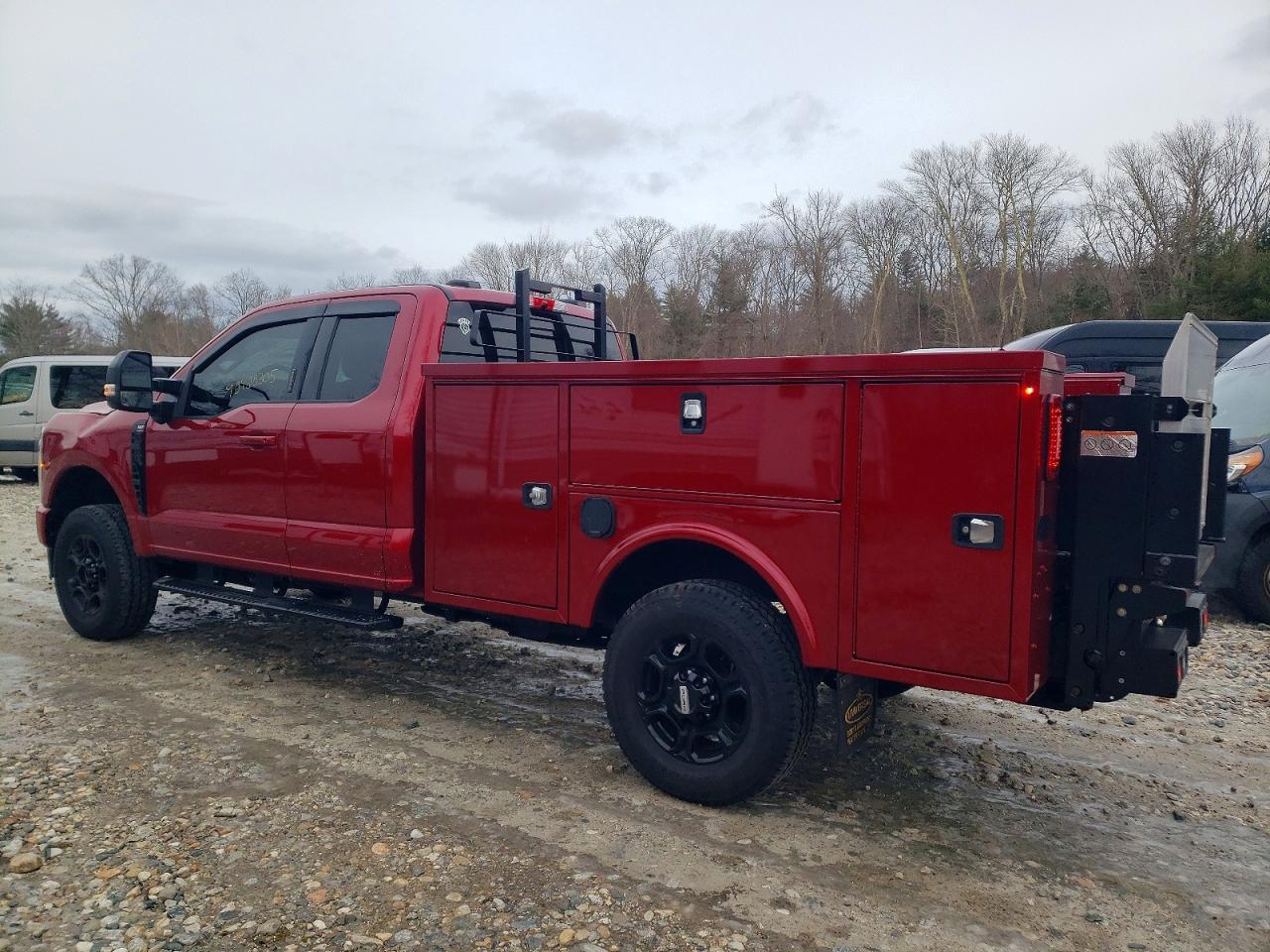2024 FORD F350 SUPER DUTY UTILITY / SERVICE TRUCK photo 2