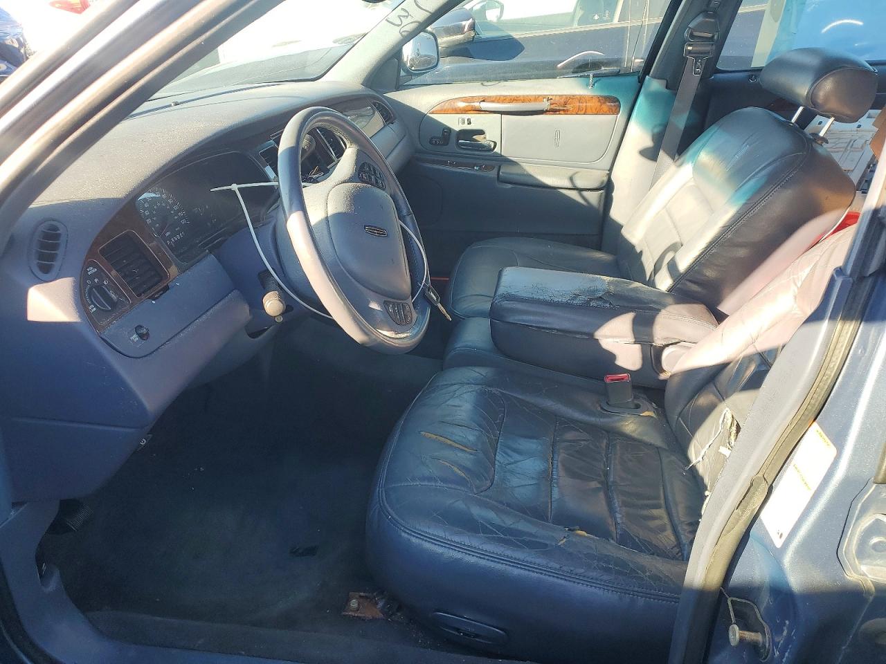 2000 LINCOLN TOWN CAR SIGNATURE photo 7