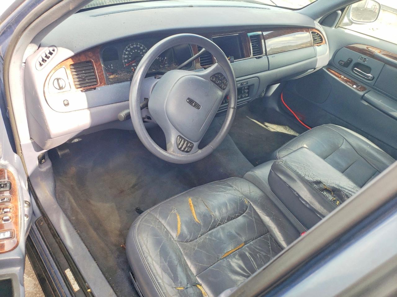 2000 LINCOLN TOWN CAR SIGNATURE photo 8