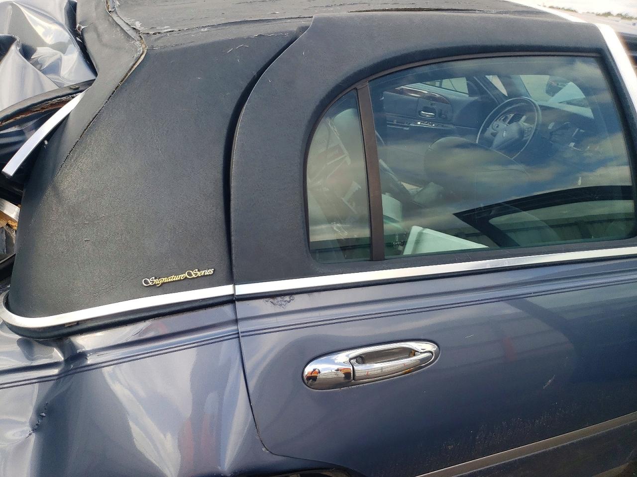 2000 LINCOLN TOWN CAR SIGNATURE photo 10