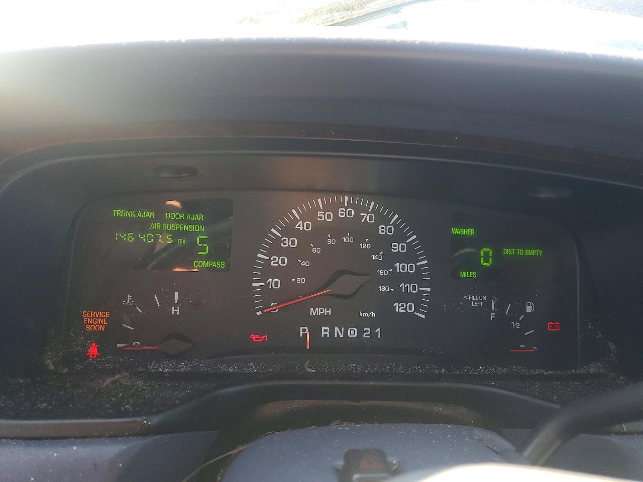 2000 LINCOLN TOWN CAR SIGNATURE photo 9