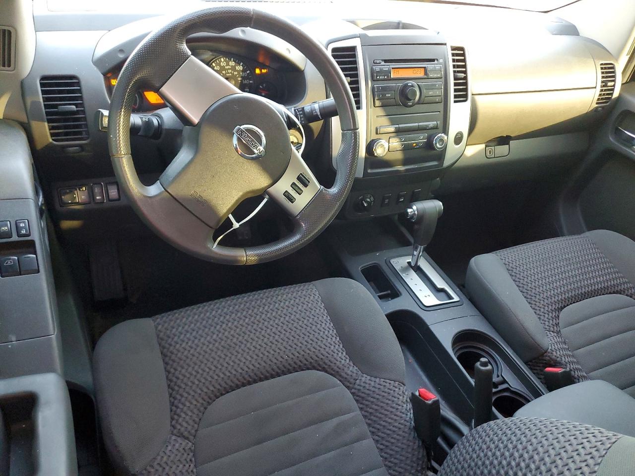 2010 NISSAN FRONTIER KING CAB SE photo 8
