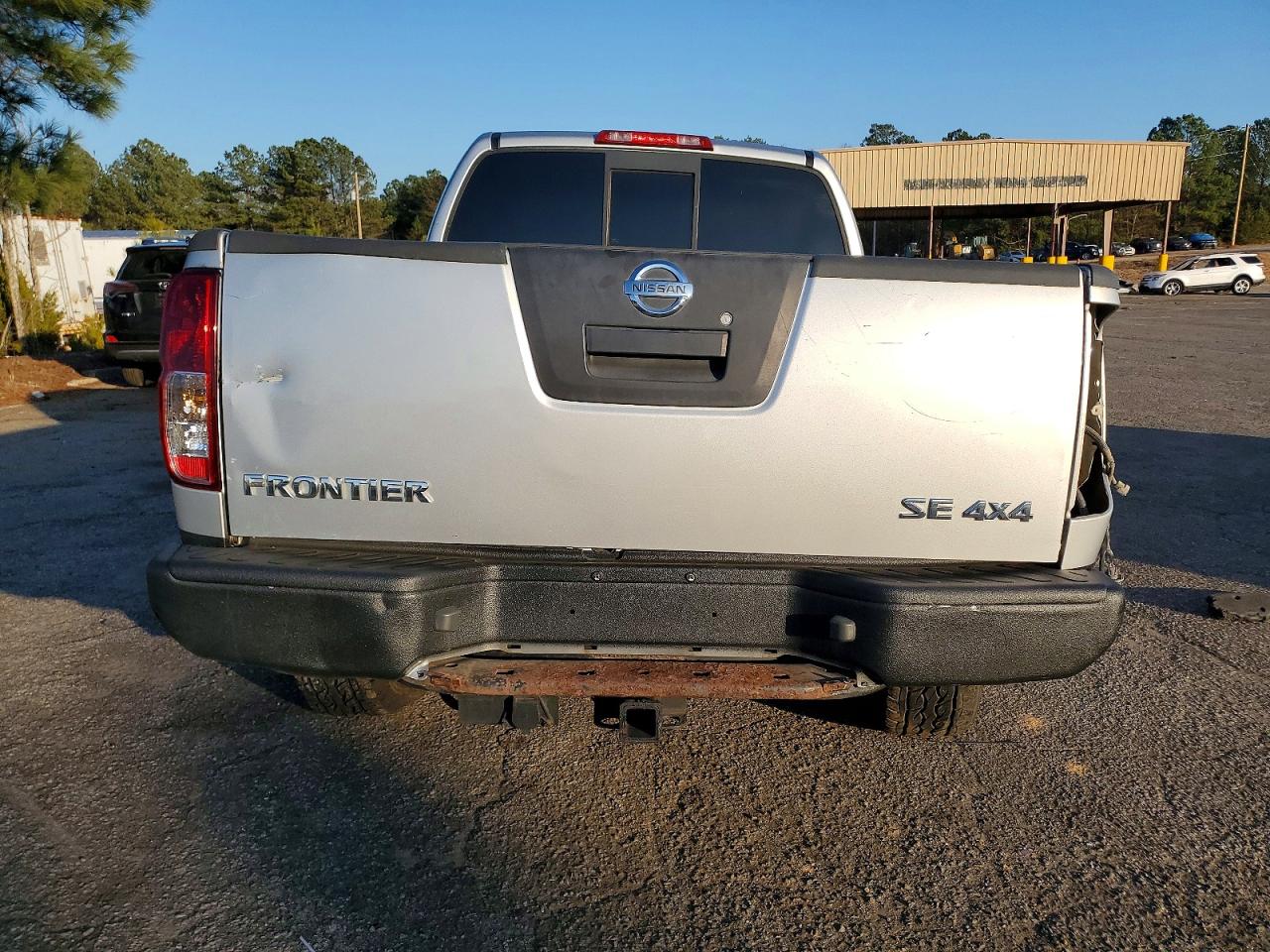 2010 NISSAN FRONTIER KING CAB SE photo 6