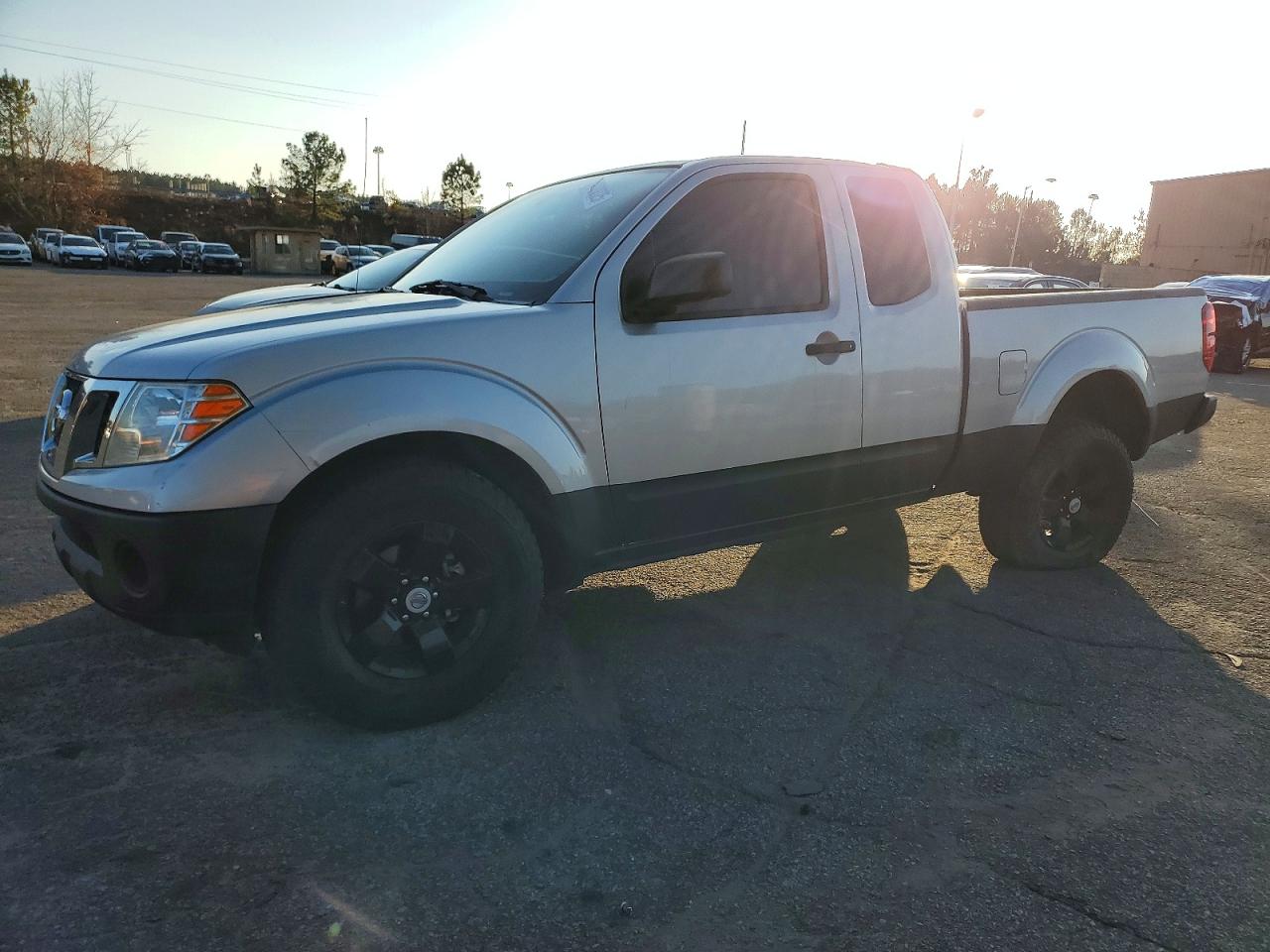 2010 NISSAN FRONTIER