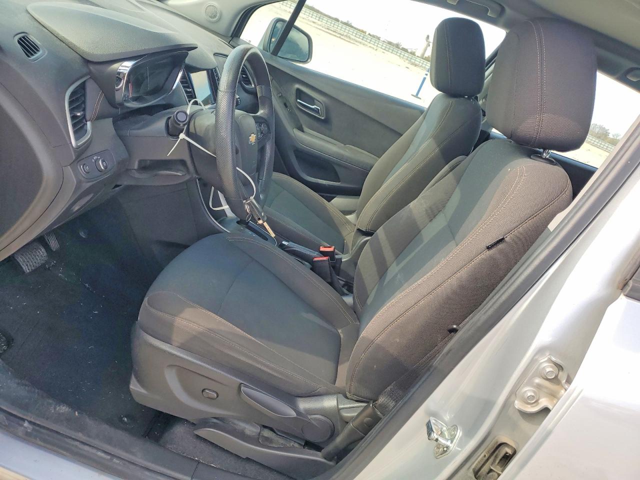 2018 CHEVROLET TRAX LS photo 7