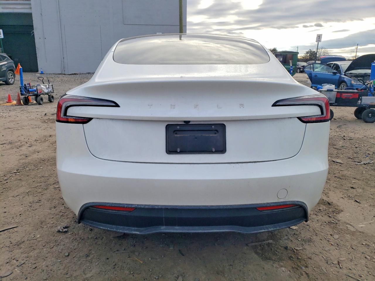 2024 TESLA MODEL 3 photo 6