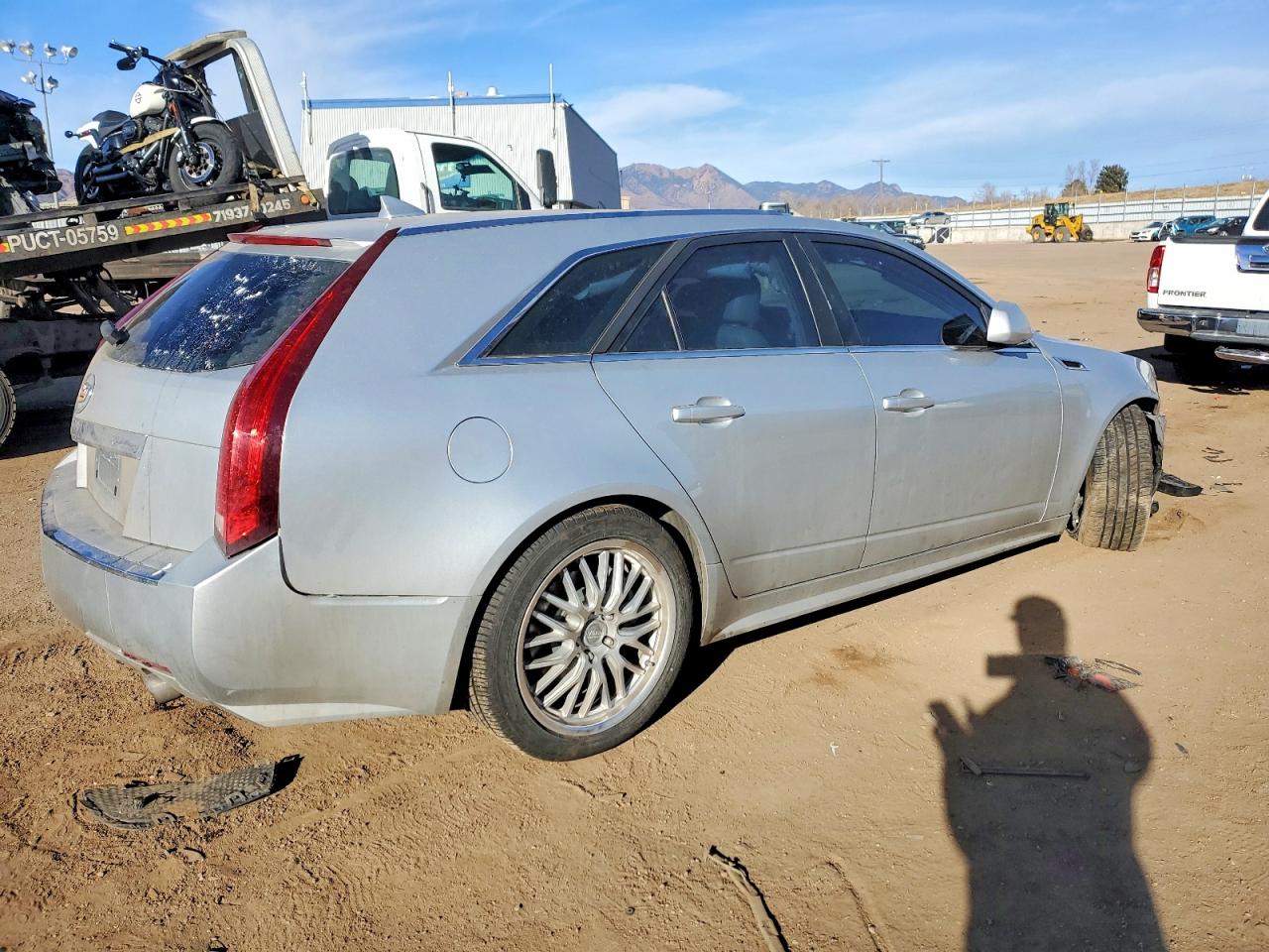 2011 CADILLAC CTS LUXURY COLLECTION photo 3