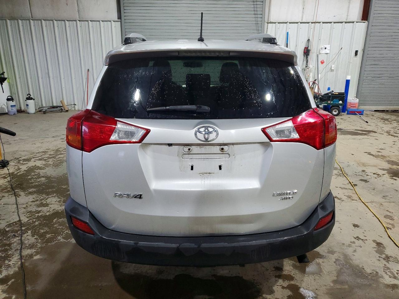 2013 TOYOTA RAV4 LIMITED photo 6