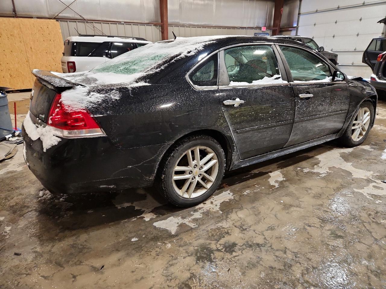 2010 CHEVROLET IMPALA LTZ photo 3