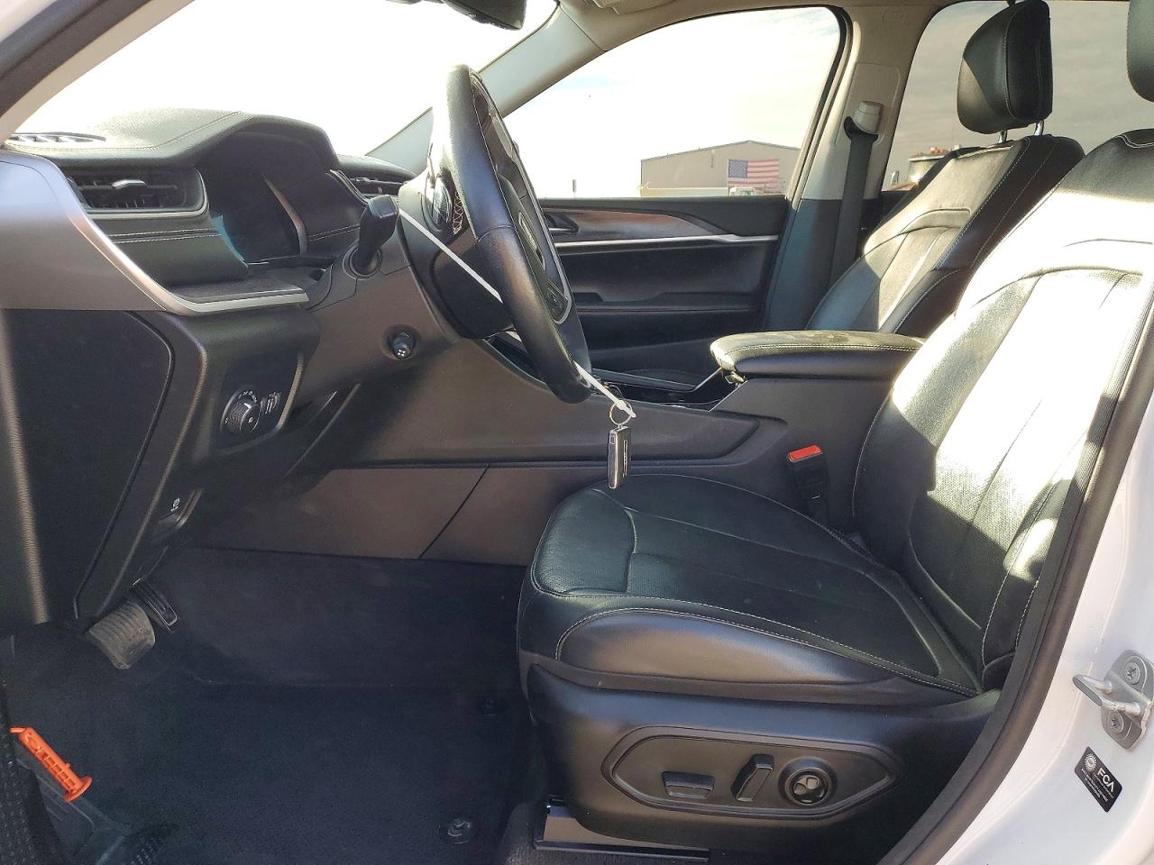 2022 JEEP GRAND CHEROKEE L LIMITED photo 13