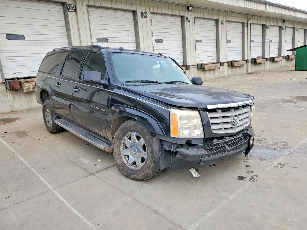 2004 CADILLAC ESCALADE ESV photo 4