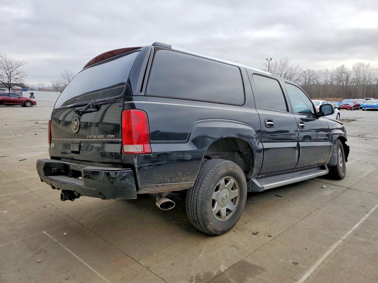 2004 CADILLAC ESCALADE ESV photo 3