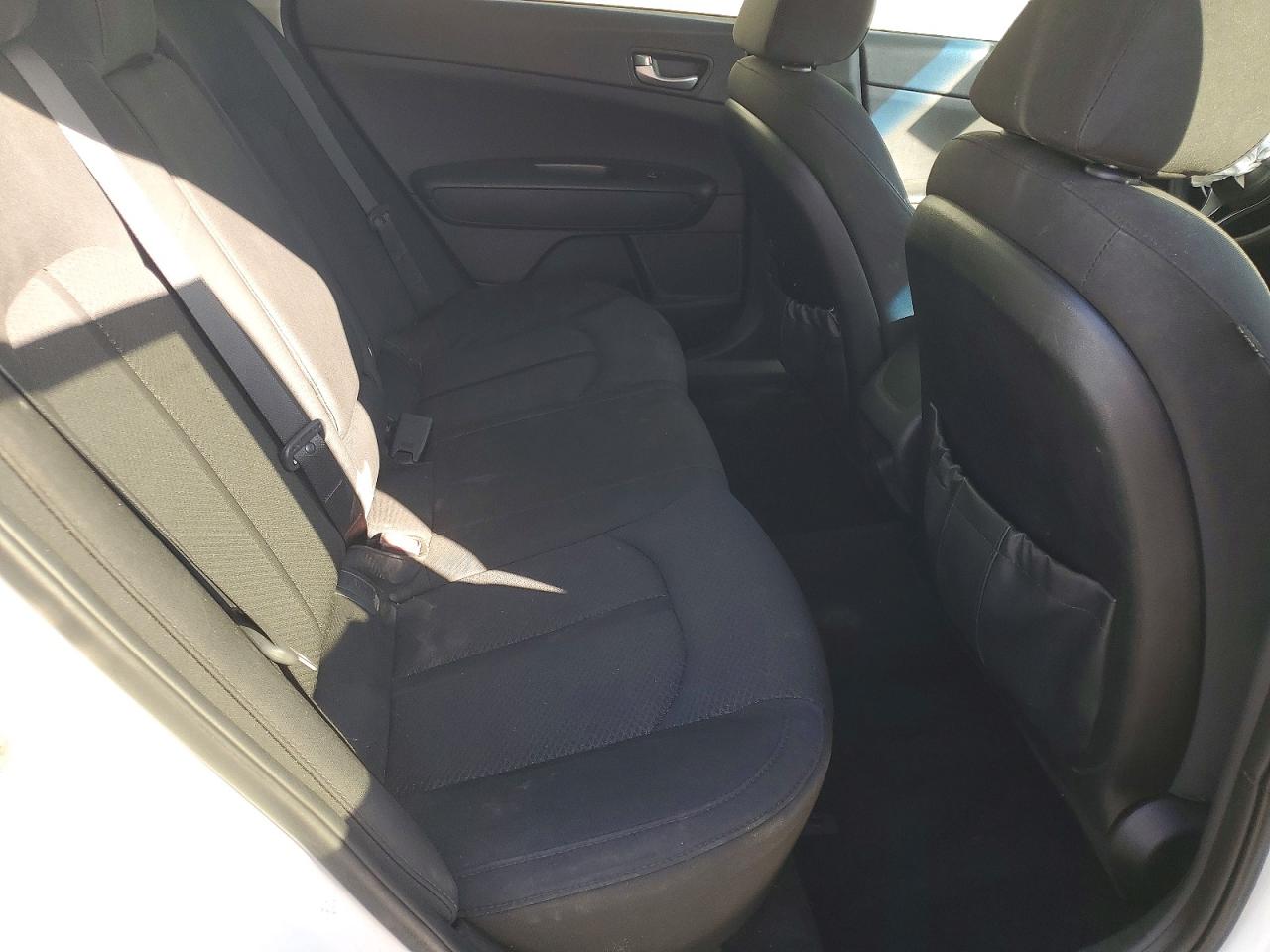2017 KIA OPTIMA LX photo 10