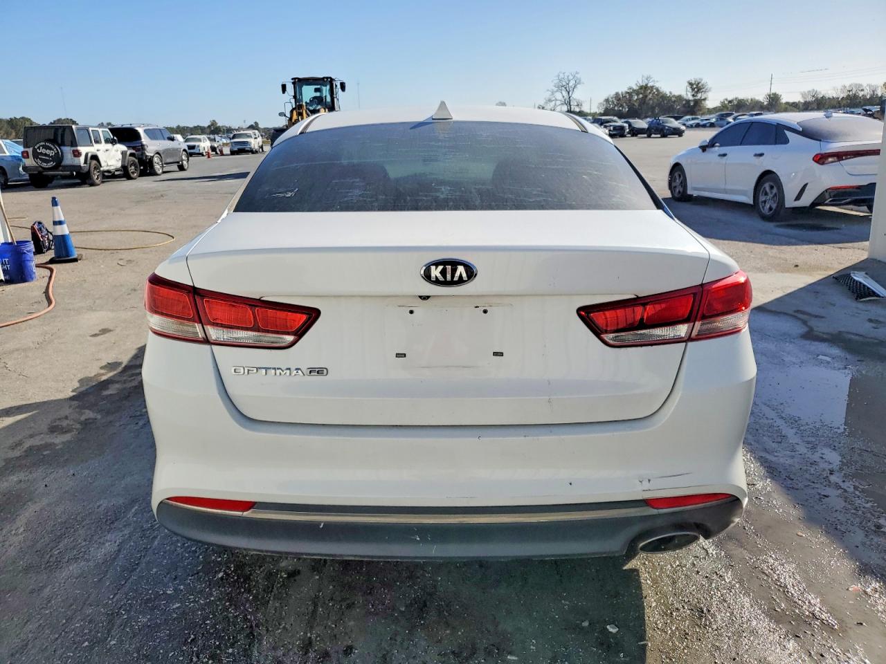 2017 KIA OPTIMA LX photo 6