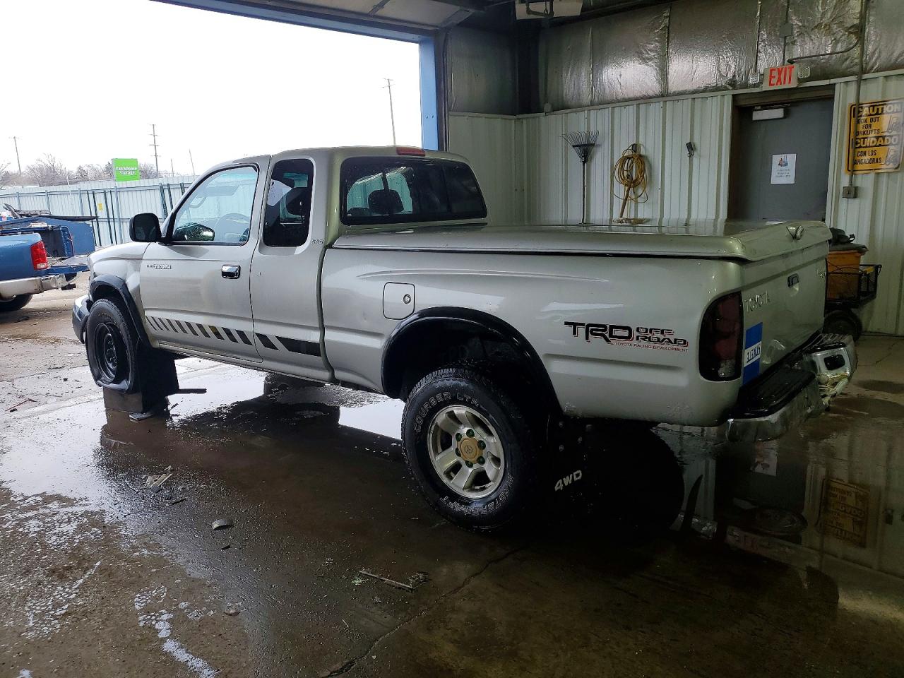 2000 TOYOTA TACOMA XTRACAB photo 2