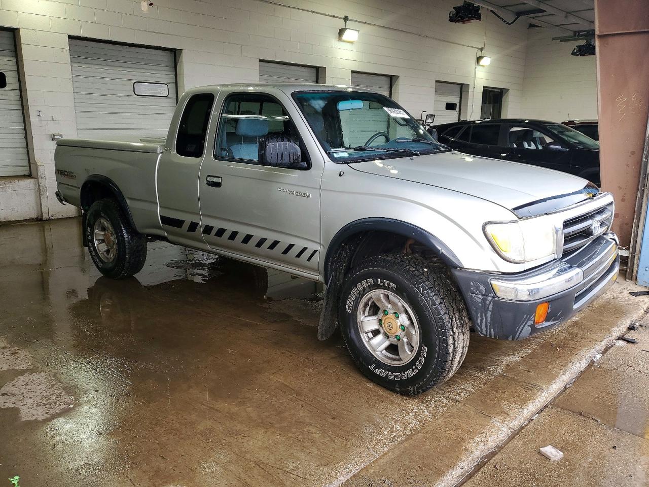 2000 TOYOTA TACOMA XTRACAB photo 4