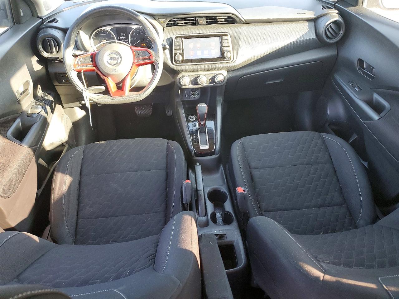 2021 NISSAN KICKS S photo 8