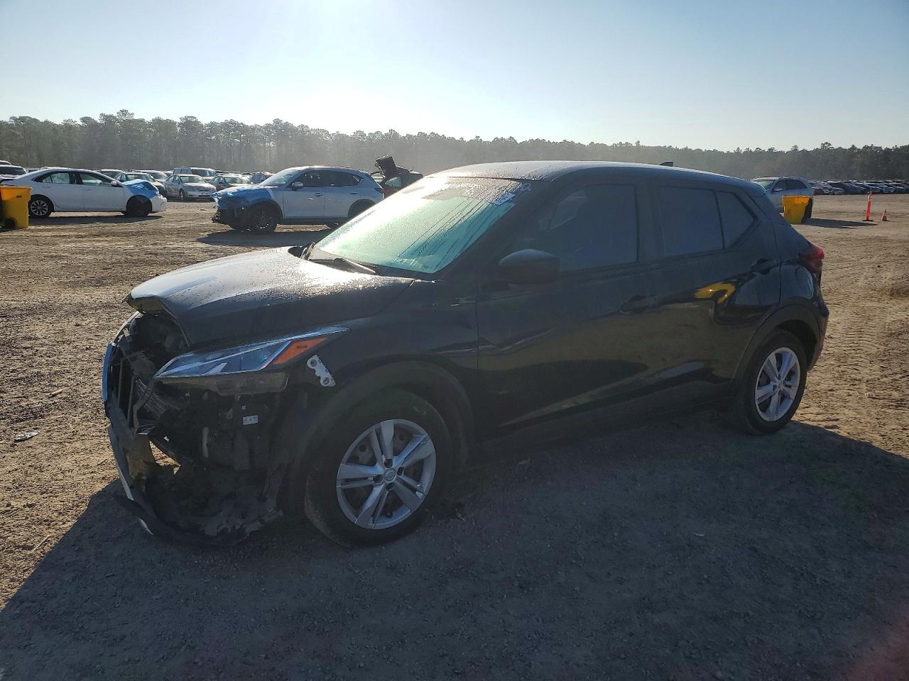 2021 NISSAN KICKS